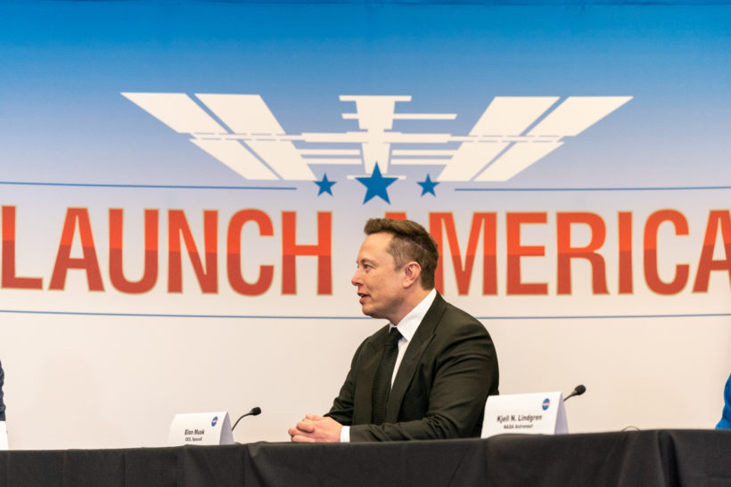 Elon Musk, itinéraire d’un entrepreneur visionnaire ️