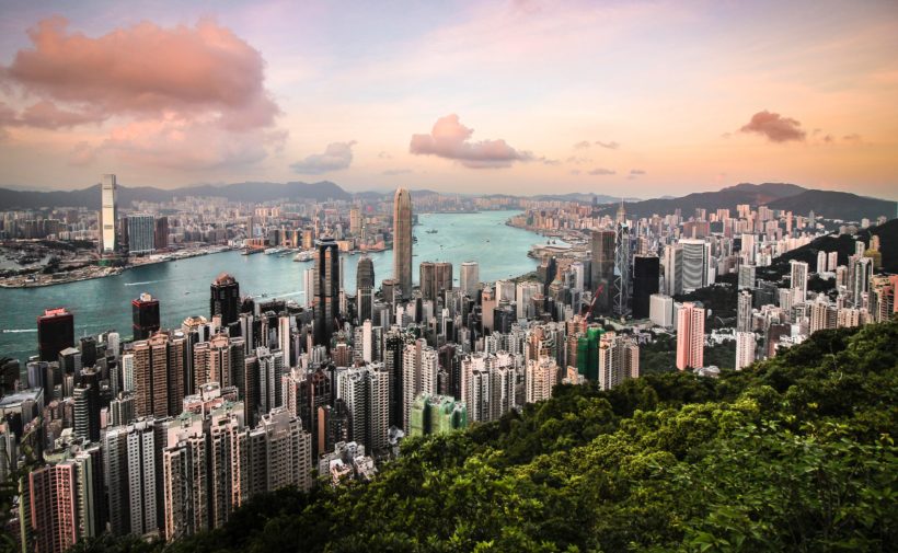 Hong Kong-Chine : la fin du “un État, deux systèmes” ? 