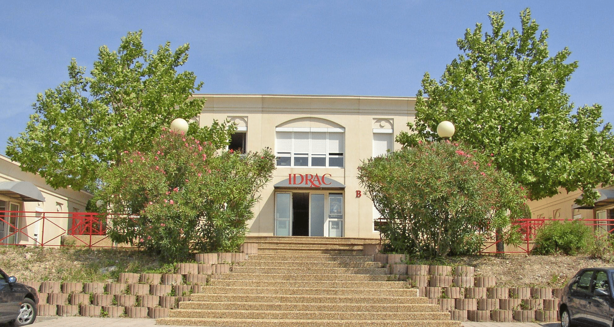 IDRAC Business School