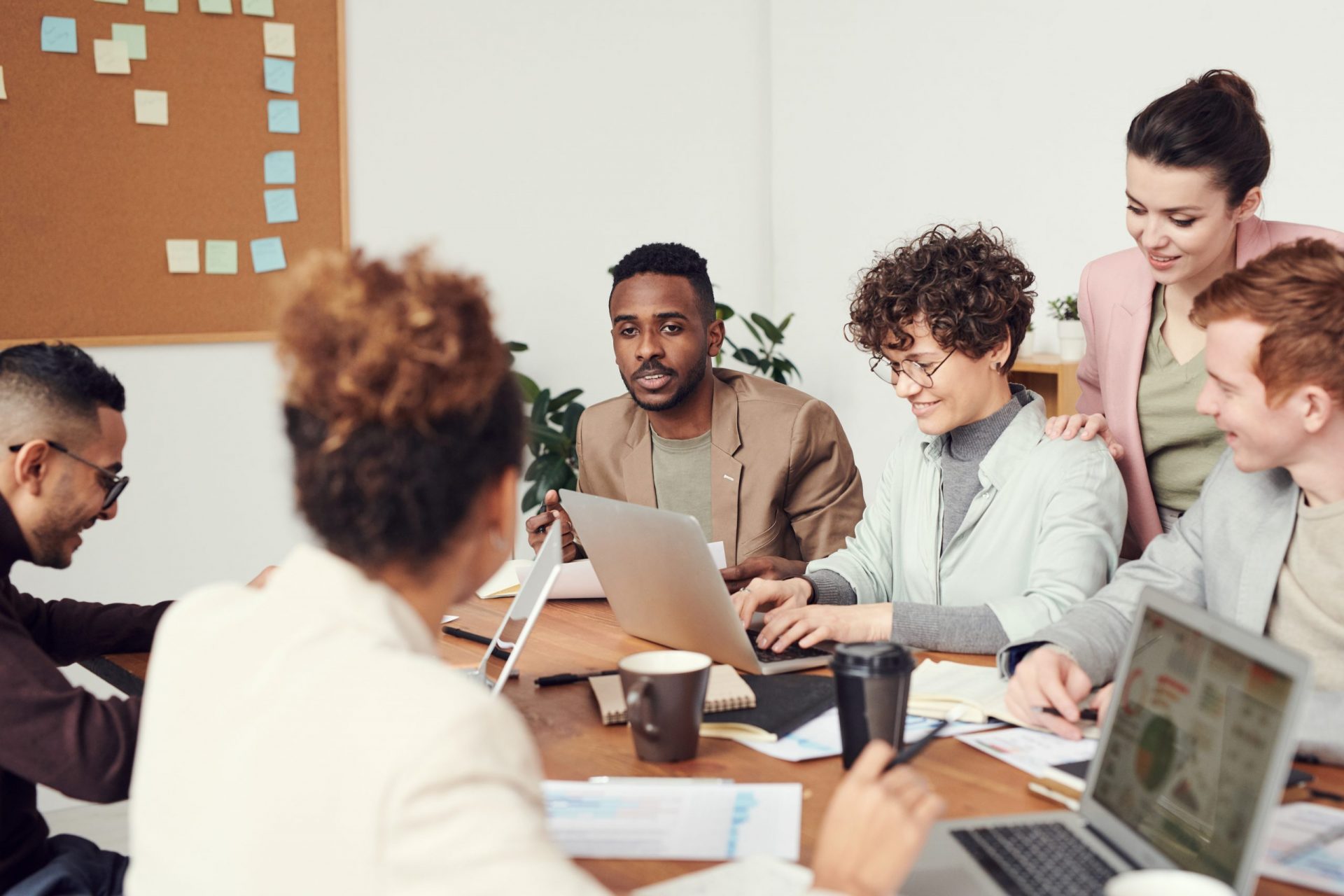 Découvre en quoi consiste le BTS Communication 
