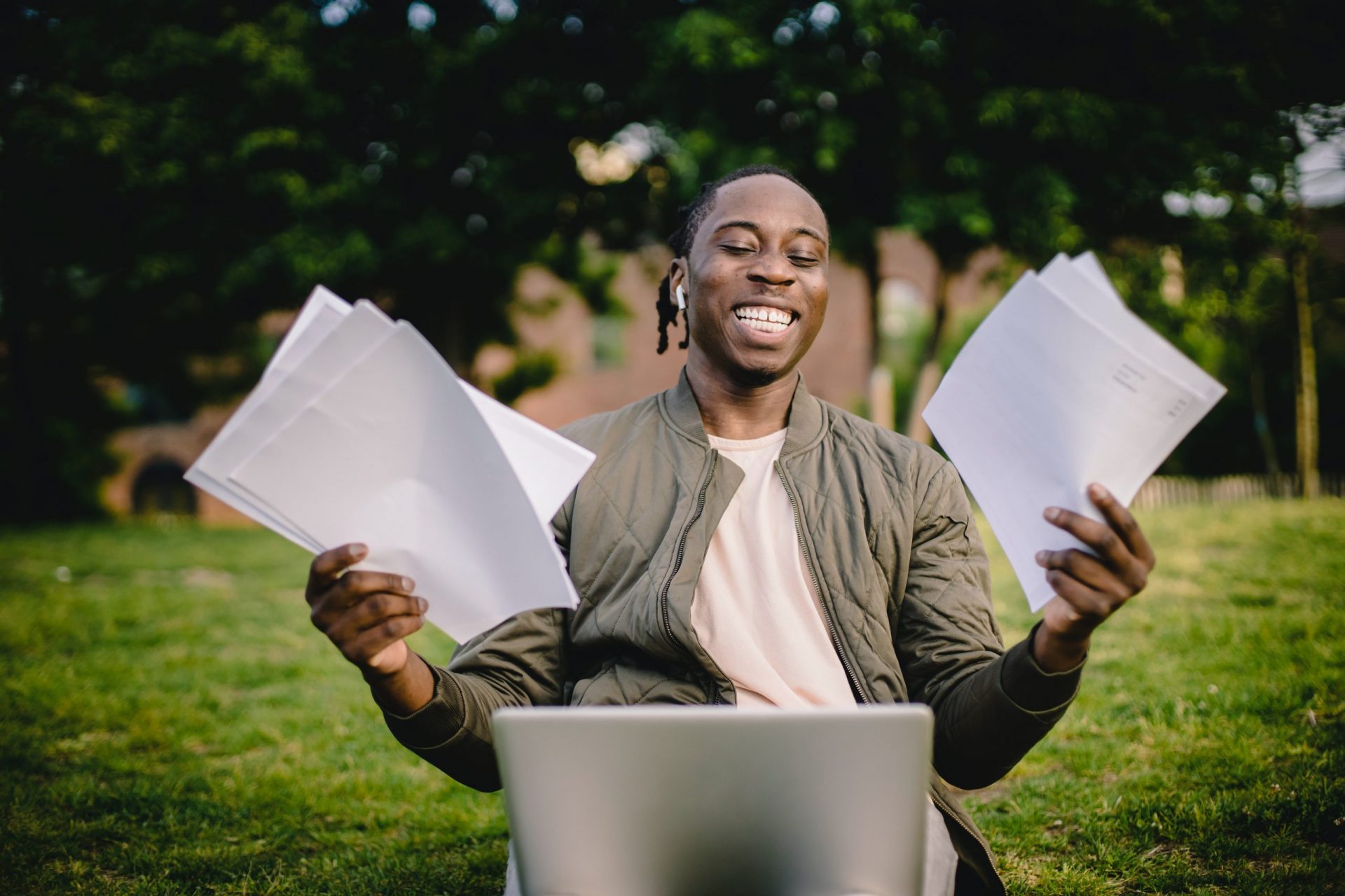 Checklist administrative : que faire avant la rentrée scolaire pour te préparer ? 