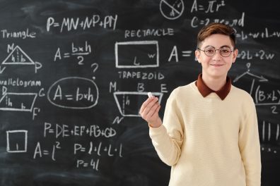 Calcul de primitives : exercice corrigé