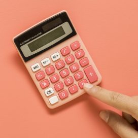 Simulateur Note Bac G – Spécialités HGGSP + SES : calcule ta moyenne ! 