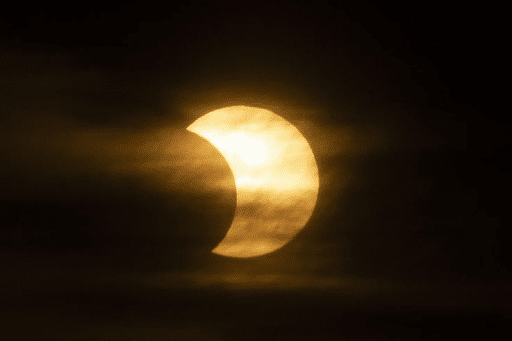 Une éclipse partielle