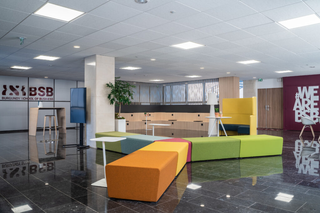 BSB-Nouveau-Campus-Lyon-Lounge-1024x683