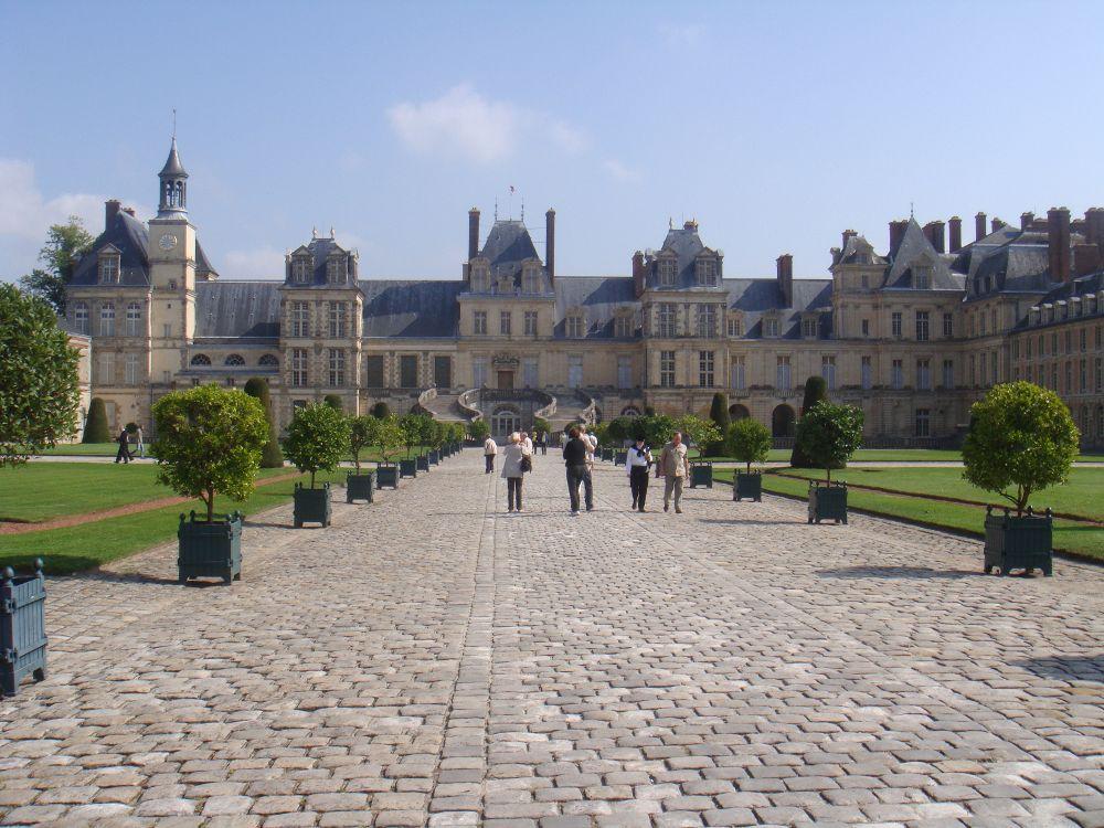 fontainebleau-castle