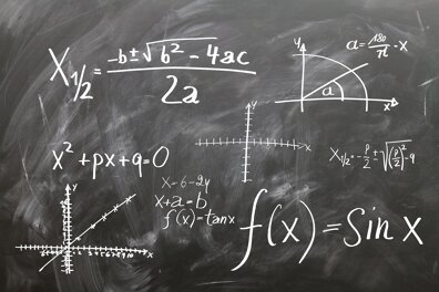 Fiche de cours : l’espace vectoriel de dimension finie