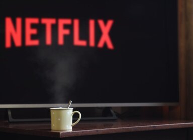 Quelles sont les techniques utilisées par Netflix pour te rendre addict ? ️