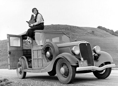 Dorothea Lange : portrait d’une photographe en dehors du cadre 