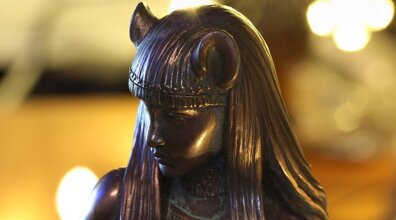 Bastet, gardienne des secrets de l’Égypte Antique 