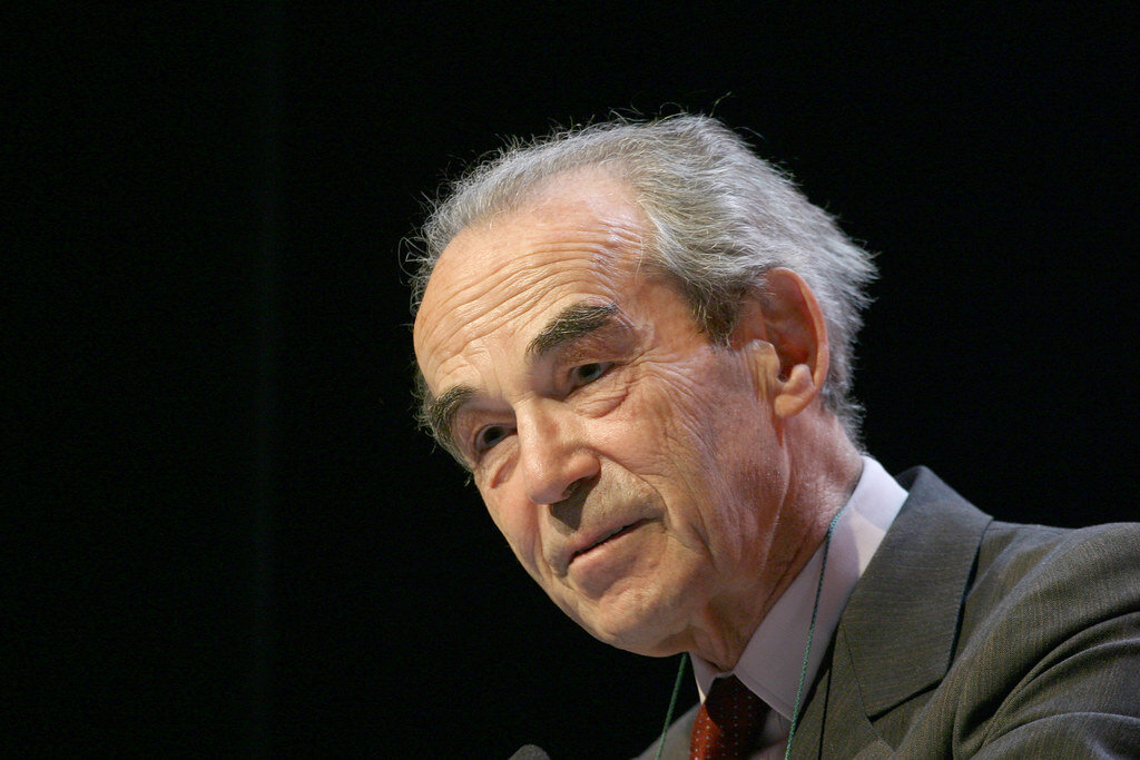 Une photo de Robert Badinter.