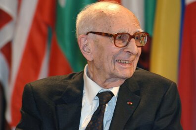 Claude Lévi-Strauss : pionnier du Structuralisme Anthropologique 