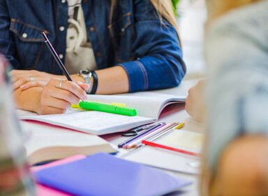 Quelles sont les aides financières et bourses pour un élève au collège ou au lycée ? 