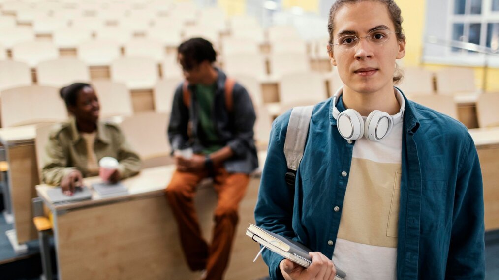 Les formations et écoles à faire sans le bac 🧑‍🎓 Sherpas